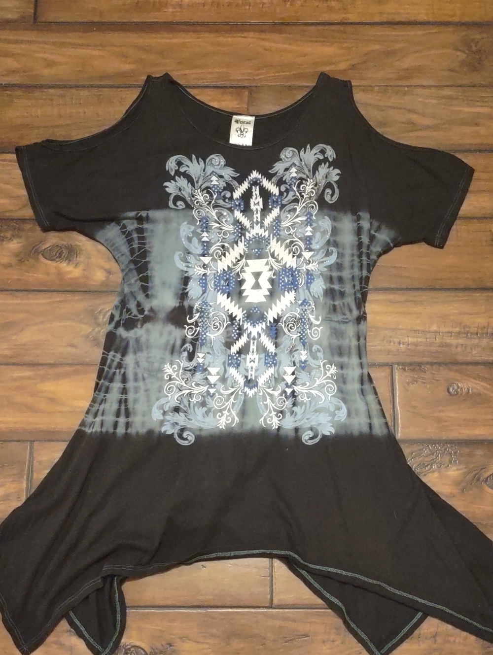 Vocal. Black & Blue Cold-Shoulder Aztec Bling Tunic. Size S.